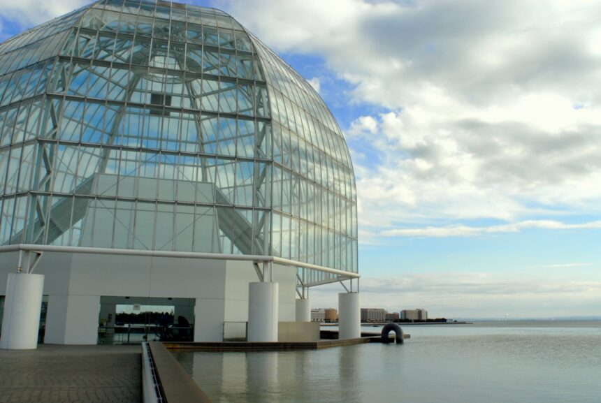 葛西臨海水族館(東京都江戸川区）